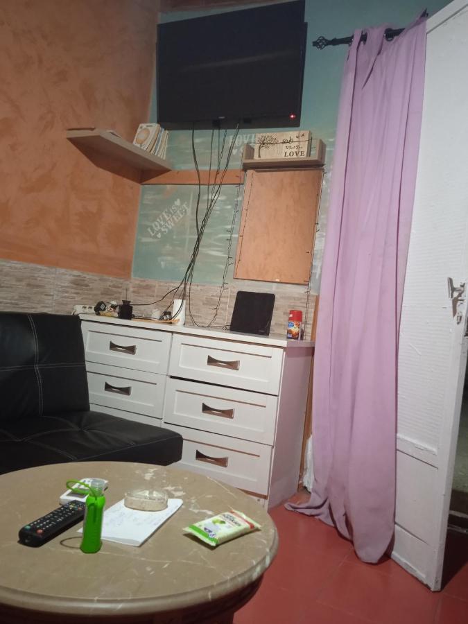 Το Μικρό Σπίτι Στη Φάρμα! Apartment อาคาร์นาย ภายนอก รูปภาพ